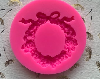 Wreath Silicone Mold 3D 2” Diameter .3”Depth