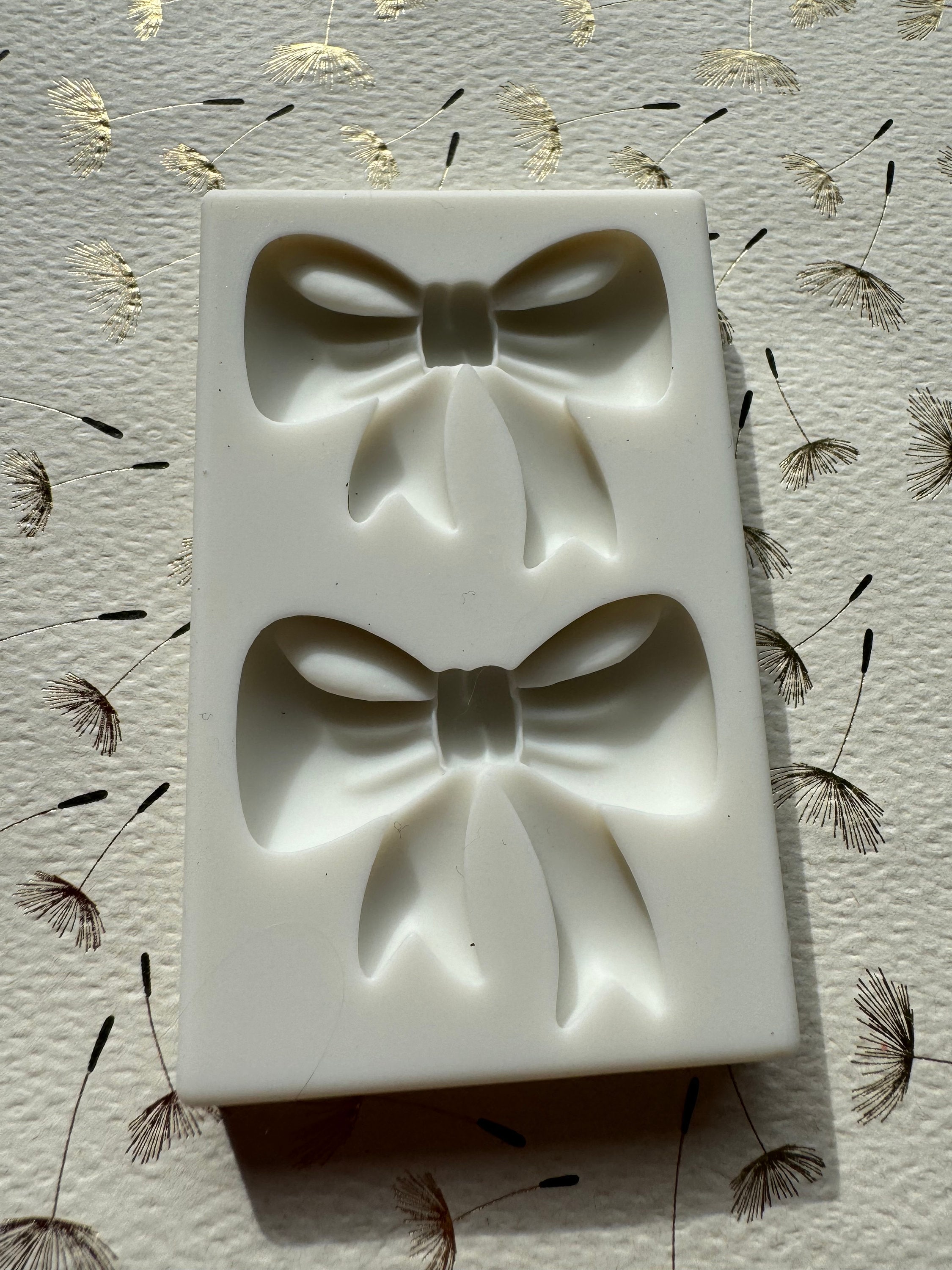 2 PCS Fondant Bow Molds, Bow Silicone Molds Bow Fondant Mold, Mini Bow