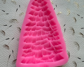 Evergry Christmas Holiday Tree Silicone Mold 4” Tall 2”Wide .45”Depth