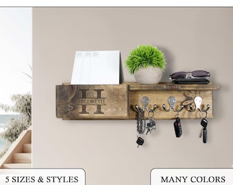 Organizador de entrada personalizado con ganchos para llaves, estante y buzón / Organizador de llaves de pared personalizado, regalo de inauguración de la casa
