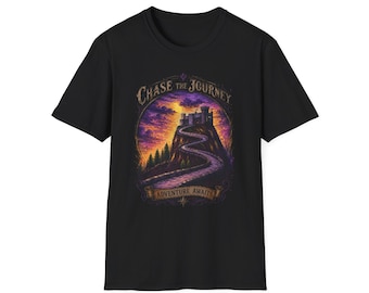 Jagen Sie das Reise-Schloss-Road T-Shirt | Fantasy Sonnenuntergang Illustration