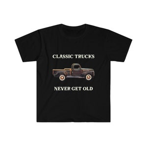 Klassische Trucks werden nie alt Unisex Softstyle T-Shirt