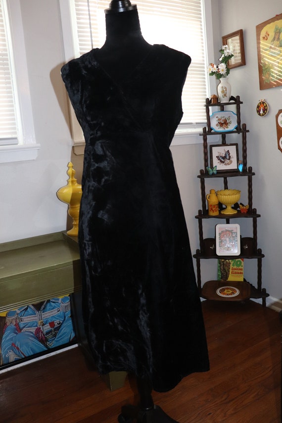 60s Black Velvet Dress- Medium - image 2