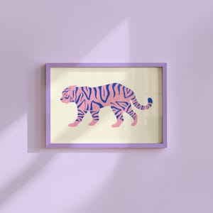 Arte de tigre, impresión moderna, impresión artística de moda, decoración de dormitorio rosa, descarga de arte digital, arte femenino de moda, póster minimalista de animales, póster rosa grande