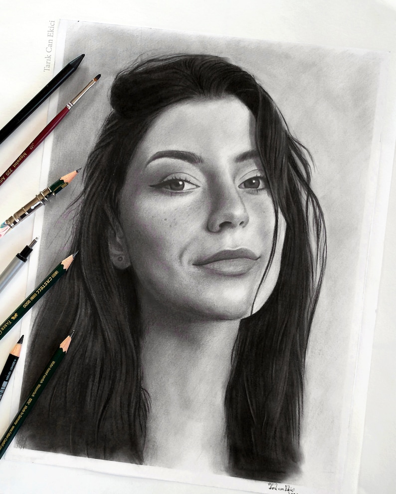 Custom charcoal portrait from photo, handmade personalized realistic drawing, Original hand-made drawing. zdjęcie 2
