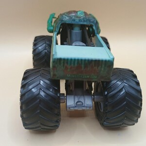 Monster Jam Zombie Custom Dyed Swamp Decay 1:64 Diecast Spin Master Monster Truc image 5