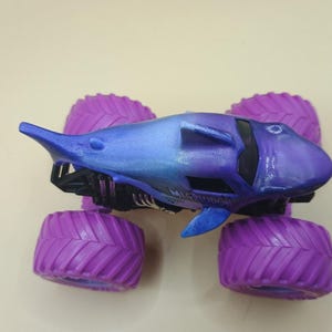 Monster Jam Megalodon 1:64 Diecast Custom Dyed Purple Blue Ombre Spin Master image 7