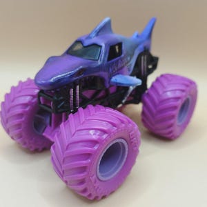 Monster Jam Megalodon 1:64 Diecast Custom Dyed Purple Blue Ombre Spin Master image 1