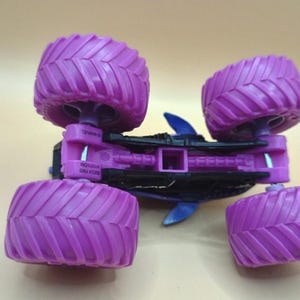 Monster Jam Megalodon 1:64 Diecast Custom Dyed Purple Blue Ombre Spin Master image 6