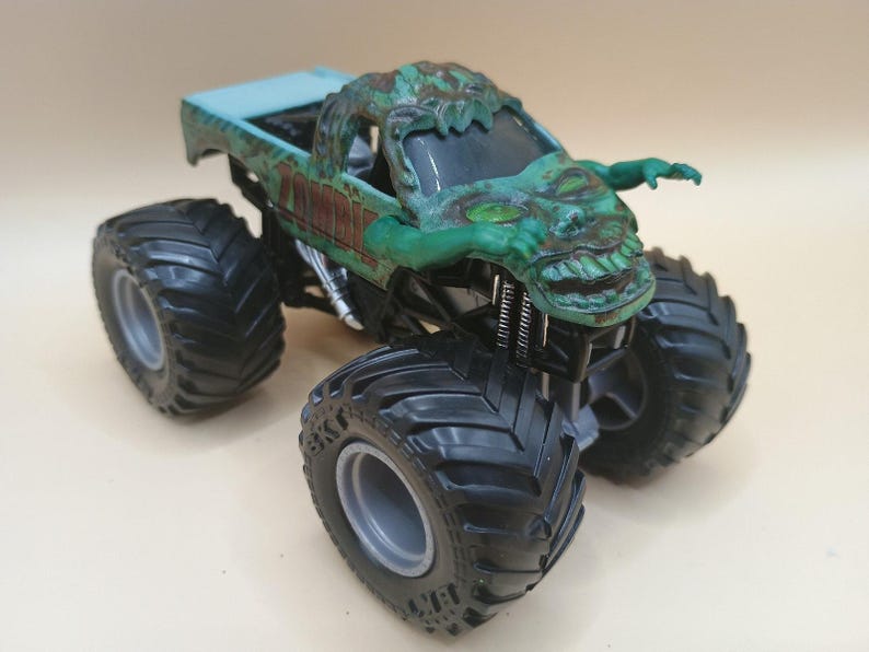 Monster Jam Zombie Custom Dyed Swamp Decay 1:64 Diecast Spin Master Monster Truc image 1