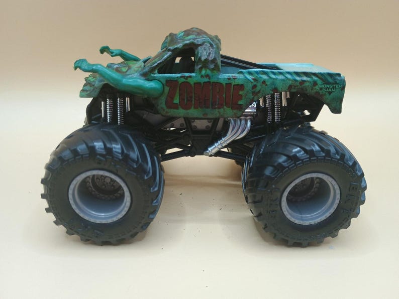 Monster Jam Zombie Custom Dyed Swamp Decay 1:64 Diecast Spin Master Monster Truc image 3