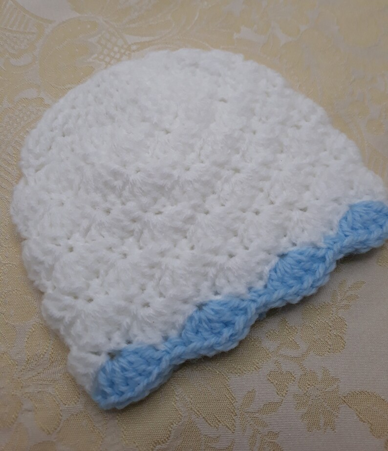 White Baby Hat With Flower, Preemie Baby Girl Hat Crochet, Baby Hospital Cap, Crochet Baby Beanie with Flower, Newborn Soft Hat,Newborn Gift image 8