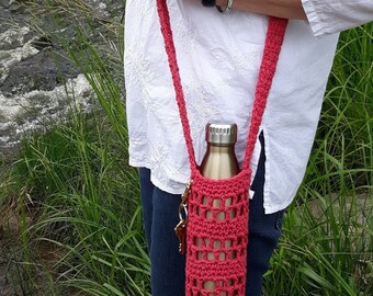 Crossbody Water Bottle Carrier, Crochet Water Bottle Holder, Handmade Water Bottle Bag, Cotton Mesh Drink Carrier, Key Clip, Gift for Hiker