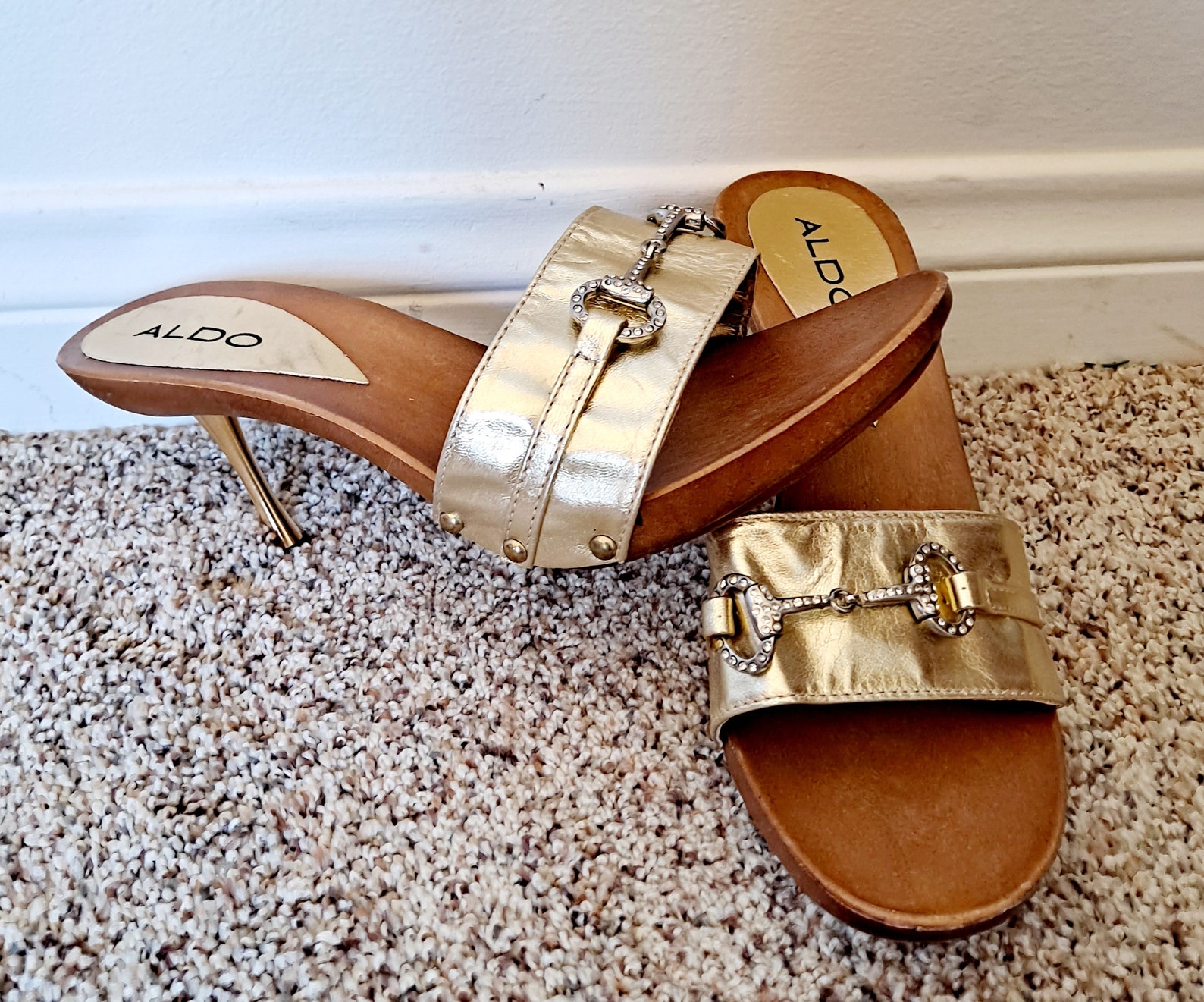 aldo flats with gold heel