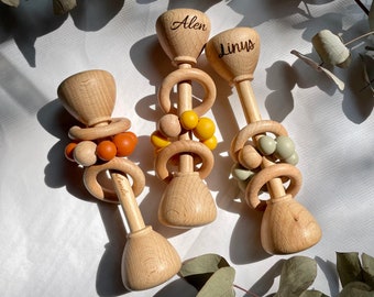 Personalized wooden rattle for newborns and babies with engraving