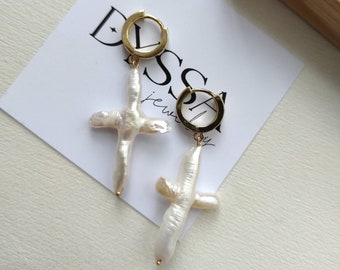 Perl earrings