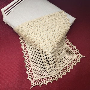 Dollhouse bedspread, beige blanket scale 1:12, micro afghan size 7,5"*7,5", crochet miniature for collector, Victorian decor doll house
