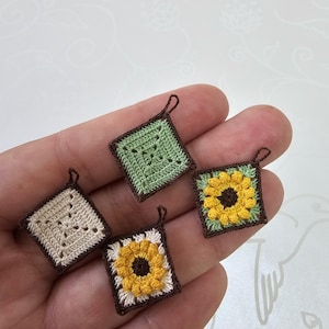 Set of 2 miniature crochet potholders for dollhouse 1 12 scale, miniature kitchen, dollhouse furniture, 1 6 scale, sunflower potholders #