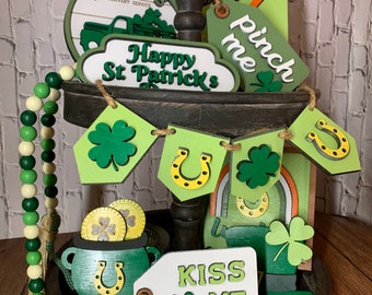 St Patricks Day tiered Tray decor