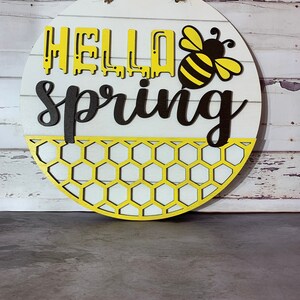 Door Hanger, Round Wooden Door Hanger, Spring Door Hanger