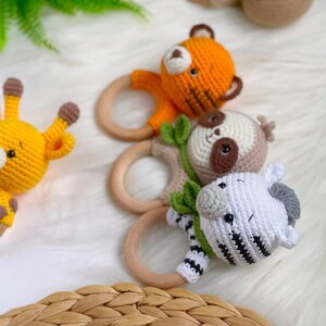 SET of 4 Crochet PATTERN Baby Rattles – Safari Animals Giraffe, Sloth ...