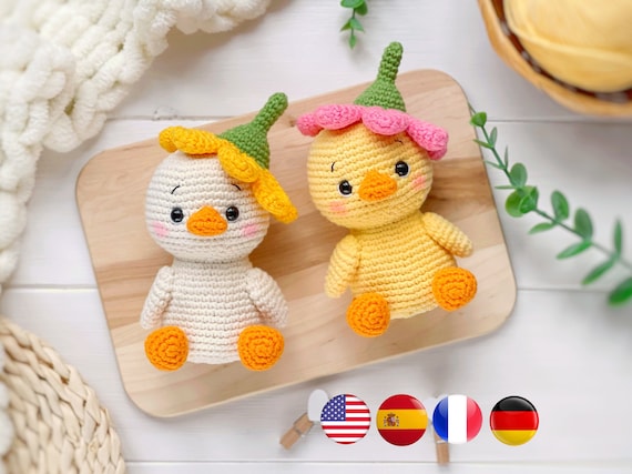 CROCHET PATTERN Floret the duck amigurumi PDF, Duck and flower easy crochet pattern, Amigurumi animal, Crochet bird, Amigurumi and rattles