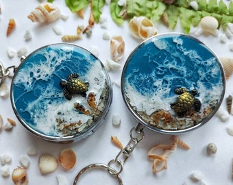 Pillenhalter Schlüsselanhänger, Pillendose Schlüsselanhänger, Pillendose Schlüsselanhänger, Pillendose für Geldbörse, Pillendose für die Handtasche, Geschenk für Bestie