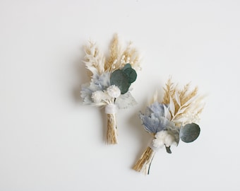 Lapel flower, pin groom, boutonnière, boho blue, dried flowers, hydrangeas, wedding