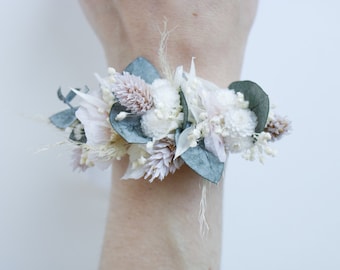 Dried flower bracelet, flower bracelet wedding boho, bridemaid bracelet, bracelet matching the hair wreath series 'Eucalyptus Rosé'