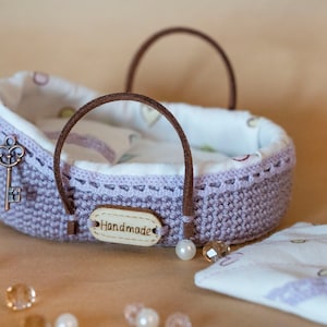Mini cesta de muñeca para muñeca 2.75 - 3 pulgadas / Cuna de muñeca en miniatura / Mini cama de muñeca de silicona / Mini moisés de muñeca / cuna de muñeca