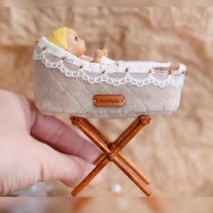 Mini doll bassinet set for baby doll 2/5 - 3 inch -  Mini doll basket for baby doll - Vintage Mini Doll Furniture -  Mini baby doll bed