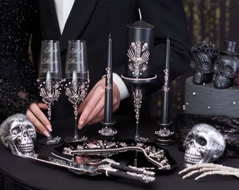 wedding glasses and cake cutting set halloween, wedding flutes and cake knife gothic