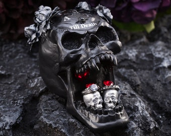 ring box Halloween wedding, ring bearer halloween wedding