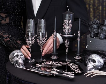 wedding glasses and cake cutting set halloween, wedding flutes and cake knife gothic