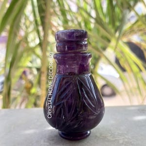 Hand Carved Amethyst Perfume Bottle: Gemstone Crystal Decor (8.5cm), Home Decor, Gift item