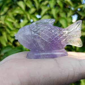 Hermoso pez amatista, pez tallado de piedras preciosas naturales, pez de cristal tallado a mano, piedra preciosa en forma de pez para decoración del hogar, regalo de Navidad
