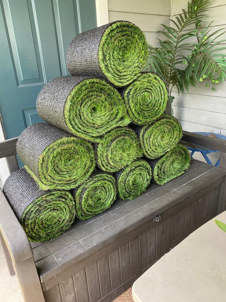 Green grass table runner Etsy