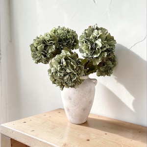 Artificial Dried Green Hydrangeas, Dried Faux Flowers, Faux Rustic Hydrangea Flower, Realistic Dried Sage Green Hydrangea, Spring Decor