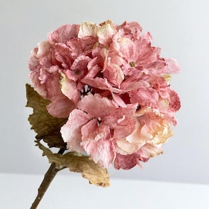 Realistic Dried Faux Hydrangea Stem – Pink Artificial Flower for Vase or Bouquet | Boho Vintage Pink Home Decor Gift | Faux Pink Flowers
