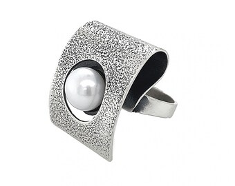 Ring with pearl, Adjustable size, Artistic jewelry, Textured Oxidized Silver Statement Ring, Sterling Silver 925, Modern, Gift for Her