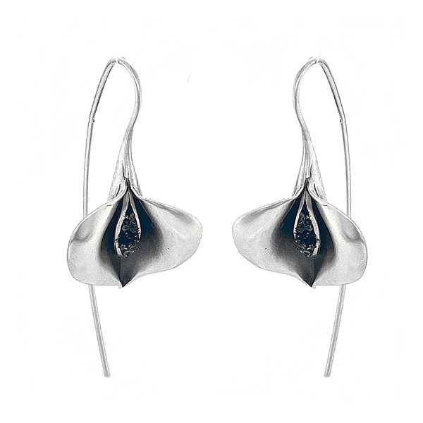 Calla lily earrings with carborundum beautiful flower handmade silver 925