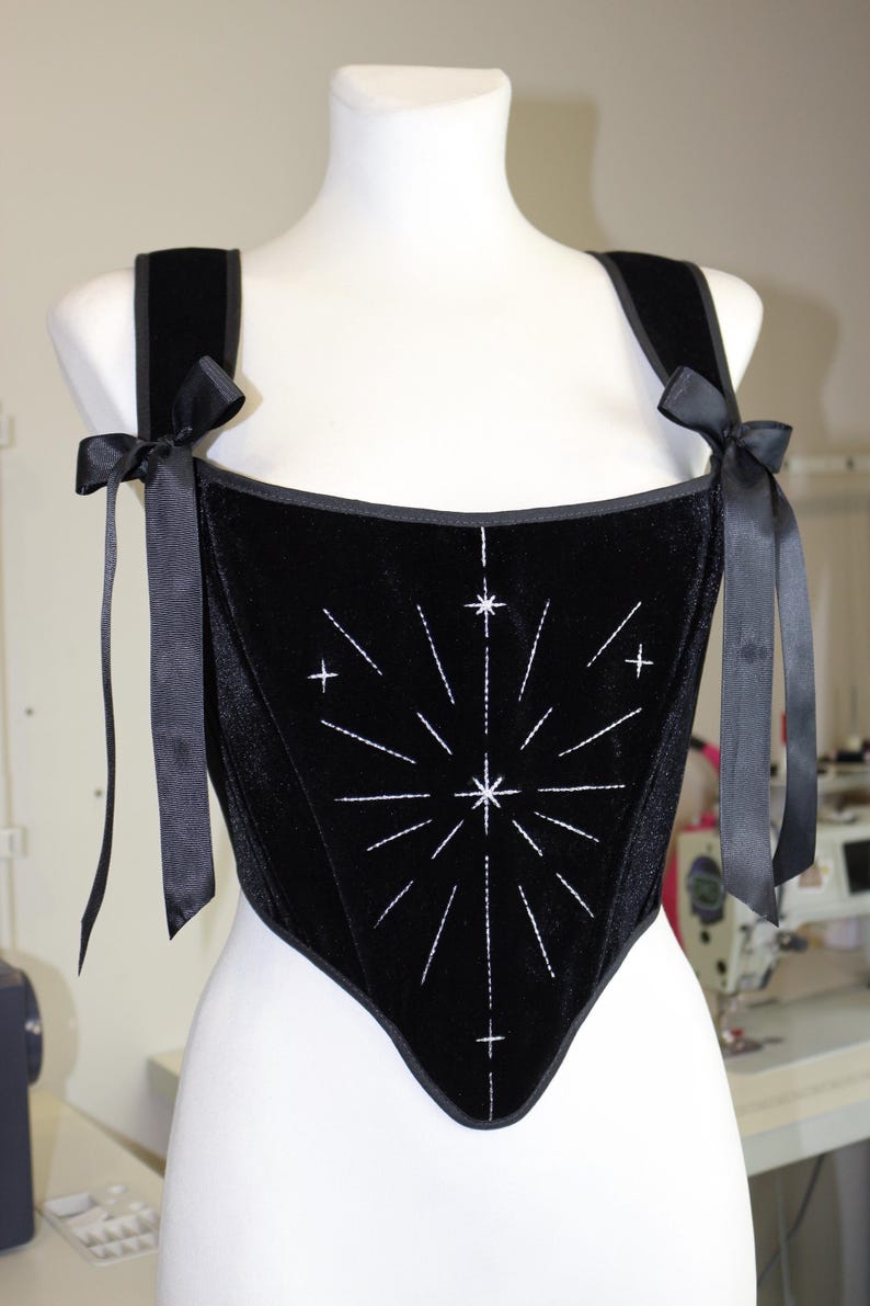 corset top,
custom corset