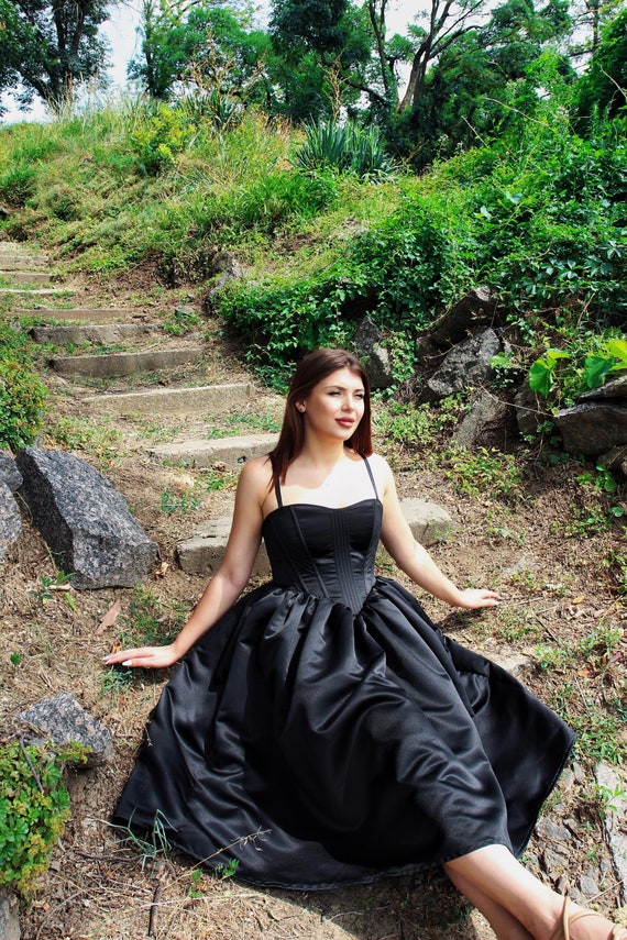 victorian vampire dress to impress Medieval Dress, Corset Dress, Gothic Wedding Dress, Black Wedding for Bride, Renaissance Dress, Dress vampire dti Long Boho Dress, Maxi blue off shoulder short bridesmaid dress Dress Headband Choker Gloves Size:US Size 12