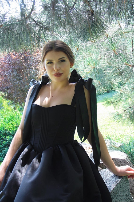 Renaissance Dress, Gothic Wedding Dress, Black Corset Dress, Black  Victorian Dress, Medieval Fantasy Dress, Fairy Wedding Dress - Etsy