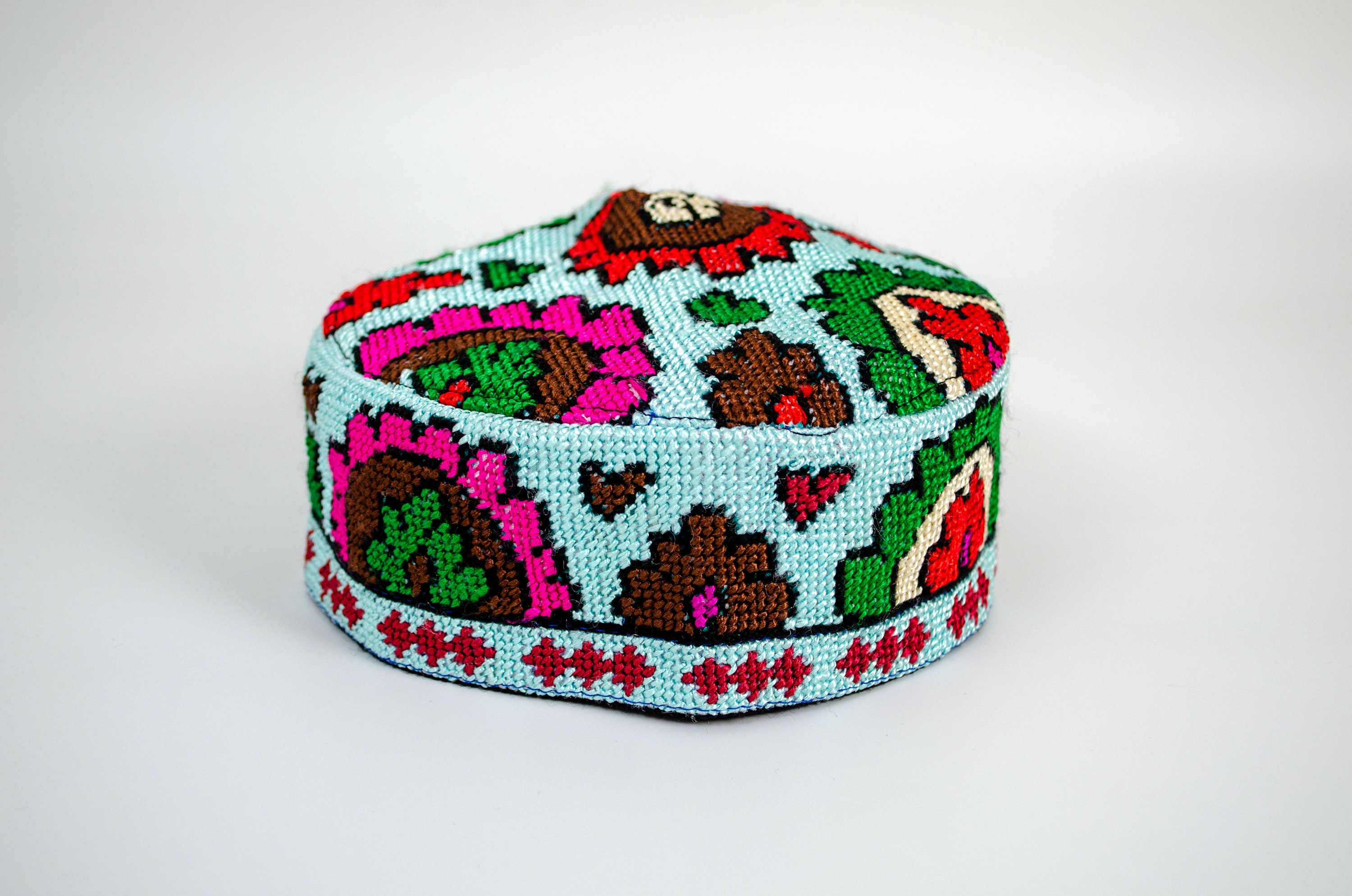 【アジアンモード】HuDieGongZhu 坐禅瞑想刺繍CAP 71r4Vr3mhVL._AC_SX425_.jpg