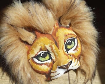 Therian Lion Mask – Realistic Animal Mask for Cosplay, Furry Gear, Quadrobics, Handmade Paper Mache Lion Mask, Halloween Costume Accessory