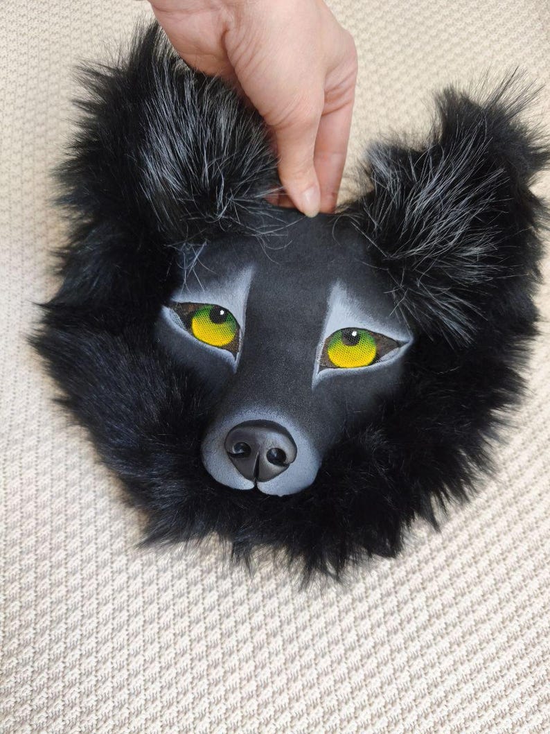 Maschera da lupo bianca, maschera da cosplay di animali fatta a mano, costume peloso, maschera da spirito di lupo, maschera da lupo maestoso per feste in maschera Nero