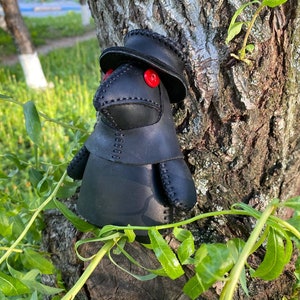 leather handmade doll, toy Plague doctor Bubonic  Inspired Doll Decor - Gothic Home Decor Accent Emo doll decor plague doctor Raven decor