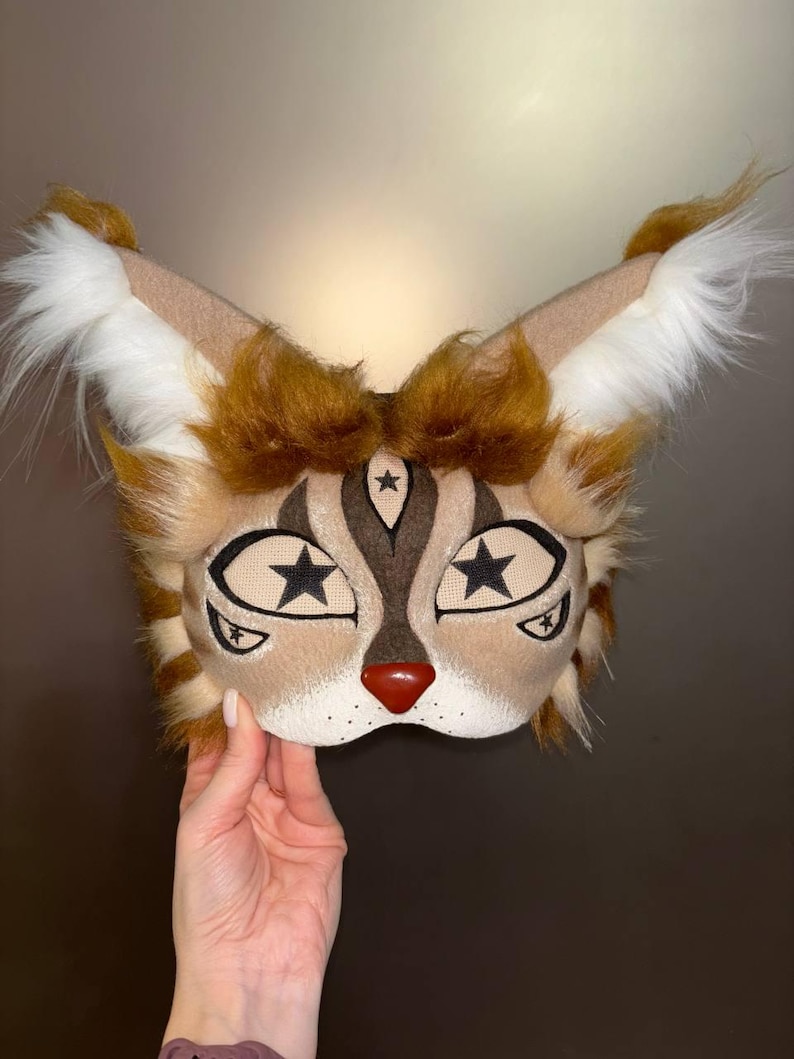 Maine Coon Therian Mask – Star Eye Fluffy Cat Mask for Quadrobics, Teen