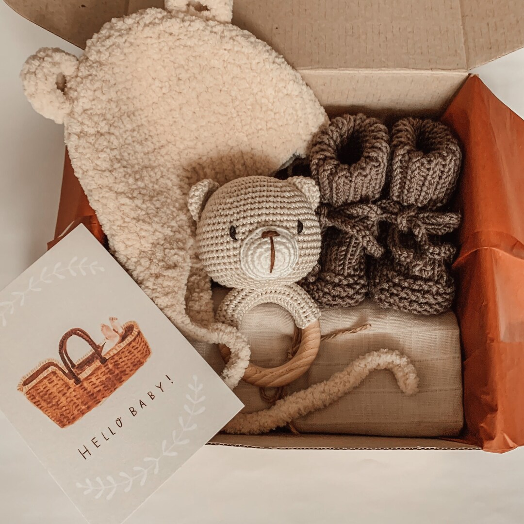 Gender Neutral New Baby Gift Basket, Gender Reveal Gift, Girl and Boy